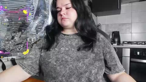 Lina online show from 09-13-25, 06:13