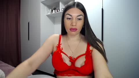 Lina Sparks online show from 12-10-24, 02:50
