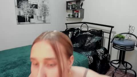 Lina online show from 03-07-25, 12:58