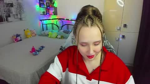 Lina online show from 04-18-26, 09:48