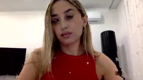 linavora online show from 12-01-25, 01:38