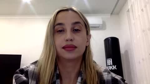 linavora online show from 03-04-26, 03:18