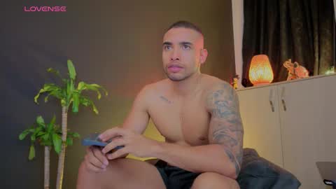 lincom amith online show from 11-11-25, 10:21