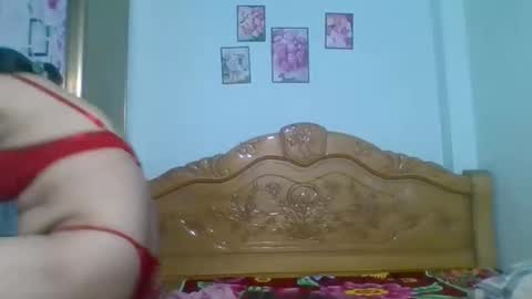 linda2493 online show from 09-18-25, 12:40