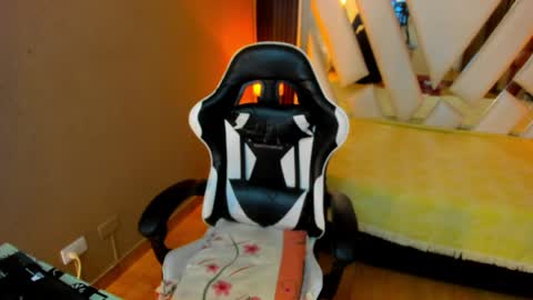  Linda  online show from 05-20-26, 06:36
