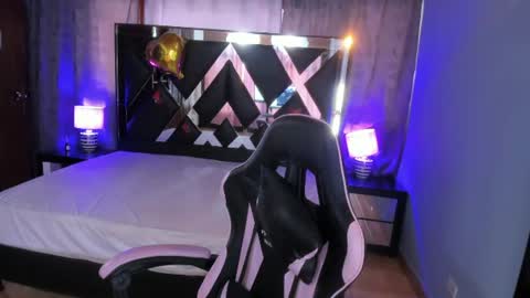  Linda  online show from 07-13-26, 06:44