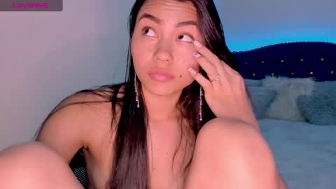 Snapshot of linda_alana chatting on 12-13-24, 11:50 Alana online show from 12-13-24, 11:50