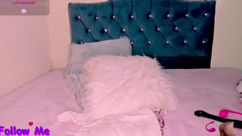 Snapshot of linda_alana chatting on 01-23-25, 11:58 Alana online show from 01-23-25, 11:58