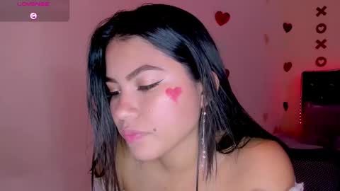Snapshot of linda_alana chatting on 02-11-25, 06:55 Alana online show from 02-11-25, 06:55