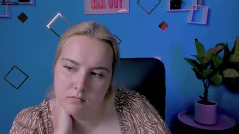 linda_lynx online show from 07-20-26, 08:28