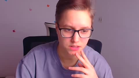 Snapshot of linda_miss_ chatting on 02-22-25, 03:36 Linda online show from 02-22-25, 03:36