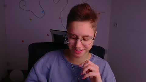 Snapshot of linda_miss_ chatting on 03-03-25, 12:16 Linda online show from 03-03-25, 12:16