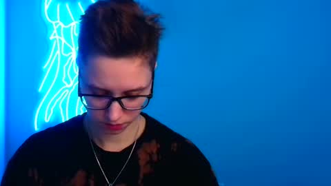 Snapshot of linda_miss_ chatting on 03-04-25, 05:03 Linda online show from 03-04-25, 05:03