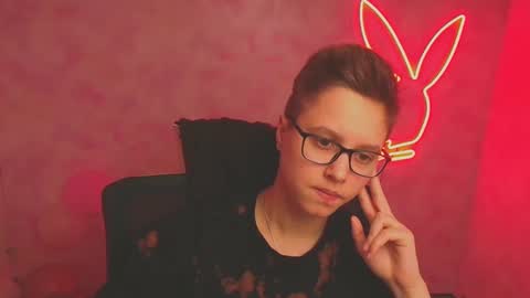 Snapshot of linda_miss_ chatting on 03-12-25, 12:57 Linda online show from 03-12-25, 12:57