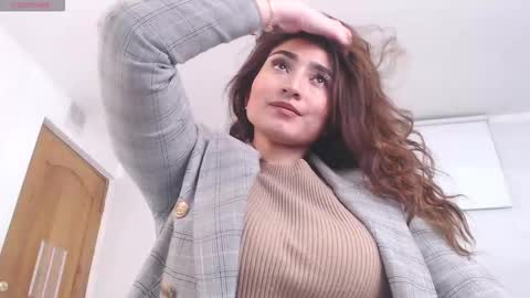 Maria Paula online show from 01-12-26, 01:38