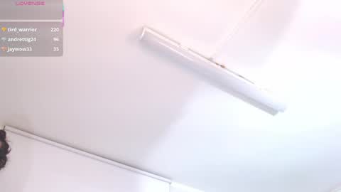 Snapshot of linda_morgan1 chatting on 04-25-26, 01:41 Maria Paula online show from 04-25-26, 01:41