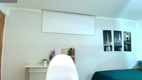 Snapshot of linda_morgan1 chatting on 05-11-26, 12:22 Maria Paula online show from 05-11-26, 12:22