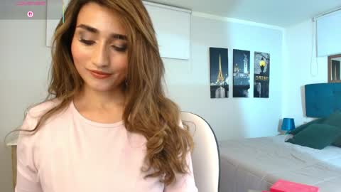 Snapshot of linda_morgan1 chatting on 05-22-26, 12:22 Maria Paula online show from 05-22-26, 12:22