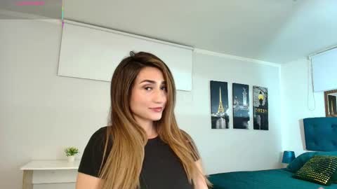 Snapshot of linda_morgan1 chatting on 06-08-26, 10:37 Maria Paula online show from 06-08-26, 10:37