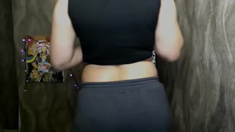 Linda online show from 11-25-25, 04:29