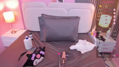 Snapshot of linda_sofi__ chatting on 02-18-25, 10:58 linda_sofi__ online show from 02-18-25, 10:58