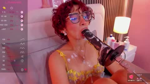 Snapshot of linda_sofi__ chatting on 02-19-25, 11:04 linda_sofi__ online show from 02-19-25, 11:04