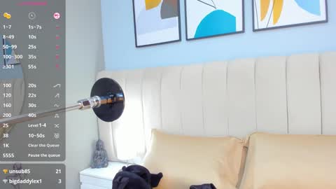 Snapshot of linda_sofi__ chatting on 03-06-25, 12:30 linda_sofi__ online show from 03-06-25, 12:30