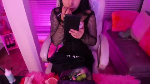 linda miller online show from 02-12-25, 03:51