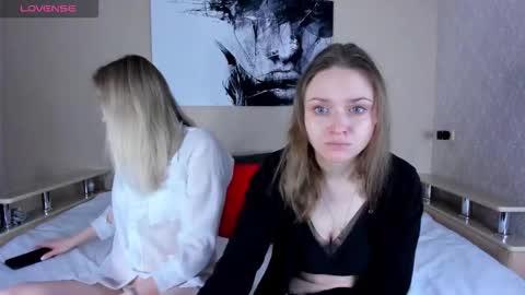 Linda online show from 11-17-25, 02:39