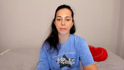 Linda online show from 06-15-26, 01:19