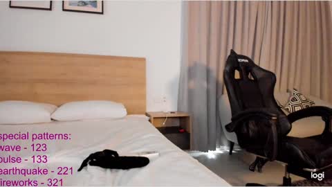 lindamei online show from 03-10-25, 03:34