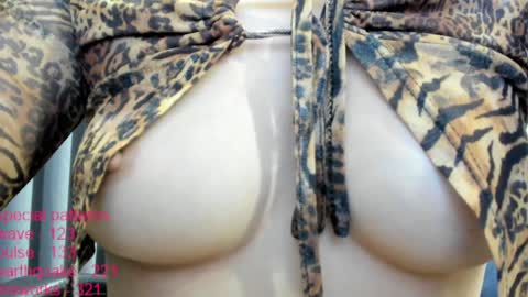 lindamei online show from 11-08-25, 01:55