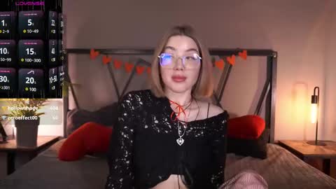 Snapshot of lindathacker chatting on 02-27-25, 10:59 your Linda is back online show from 02-27-25, 10:59