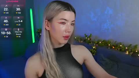 Linda online show from 06-22-26, 04:20