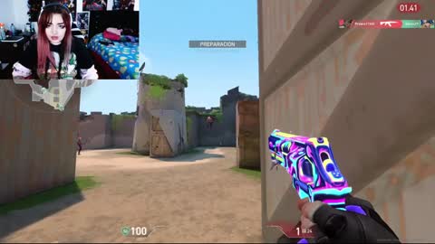 Snapshot of linddamortt chatting on 12-18-24, 09:29 CatalinaANIDEA online show from 12-18-24, 09:29