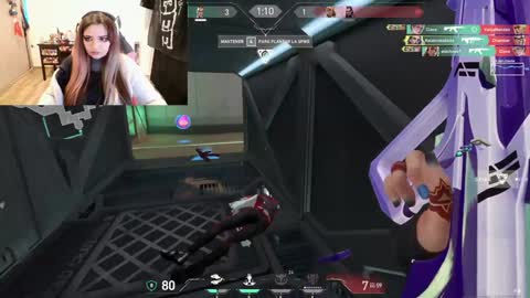 Snapshot of linddamortt chatting on 02-05-25, 02:08 CatalinaANIDEA online show from 02-05-25, 02:08