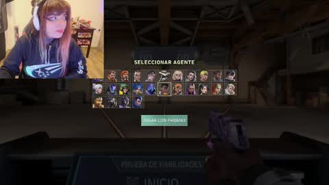 Snapshot of linddamortt chatting on 02-17-25, 02:20 CatalinaANIDEA online show from 02-17-25, 02:20