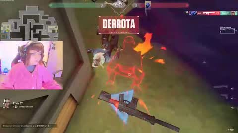 Snapshot of linddamortt chatting on 02-28-25, 12:32 CatalinaANIDEA online show from 02-28-25, 12:32