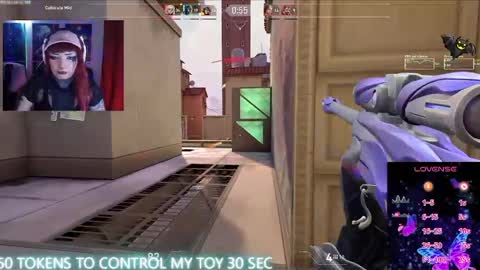 Snapshot of linddamortt chatting on 10-04-25, 11:14 CatalinaANIDEA online show from 10-04-25, 11:14