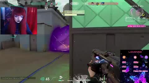 Snapshot of linddamortt chatting on 10-30-25, 10:10 CatalinaANIDEA online show from 10-30-25, 10:10