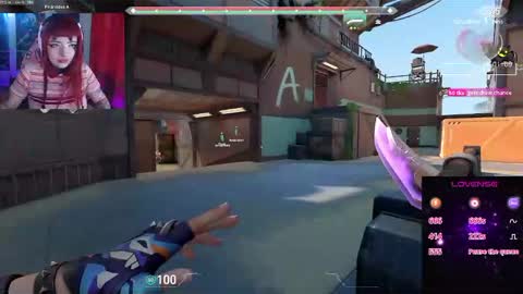 Snapshot of linddamortt chatting on 11-27-25, 10:12 CatalinaANIDEA online show from 11-27-25, 10:12