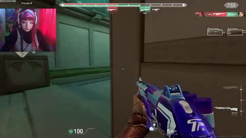 Snapshot of linddamortt chatting on 12-02-25, 09:43 CatalinaANIDEA online show from 12-02-25, 09:43