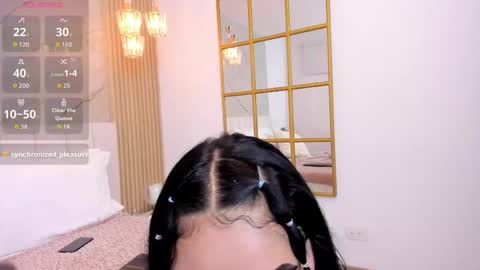   online show from 05-11-26, 08:06