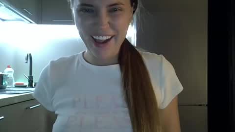 Anna online show from 10-25-25, 06:35