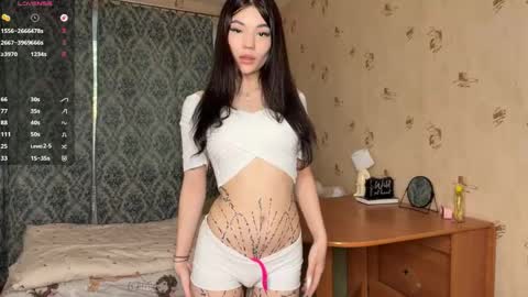 Lira online show from 05-13-26, 04:26