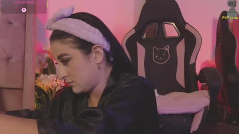 Luciana online show from 04-17-26, 08:56