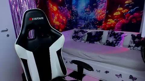 Tina online show from 07-19-26, 04:54