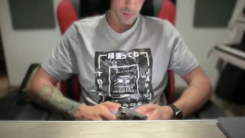 Snapshot of lion_hotty chatting on 10-13-25, 07:03 lion_hotty online show from 10-13-25, 07:03