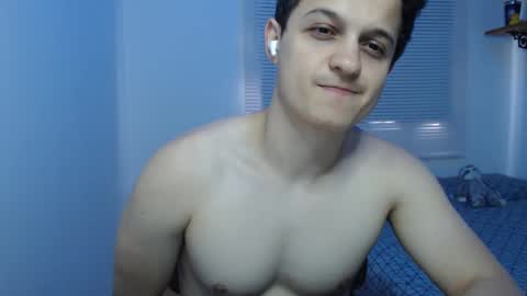 Lion Cluess online show from 10-19-25, 03:34