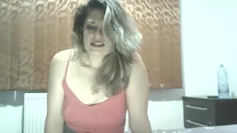 Snapshot of lionessmom chatting on 01-13-26, 10:04 lionessmom online show from 01-13-26, 10:04